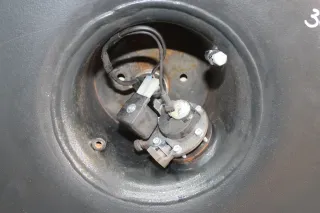 IRENE D600 H240 52L Gastank Autogas LPG Tank Reserveradamulde 67R-010686 600x240 - Bild 3