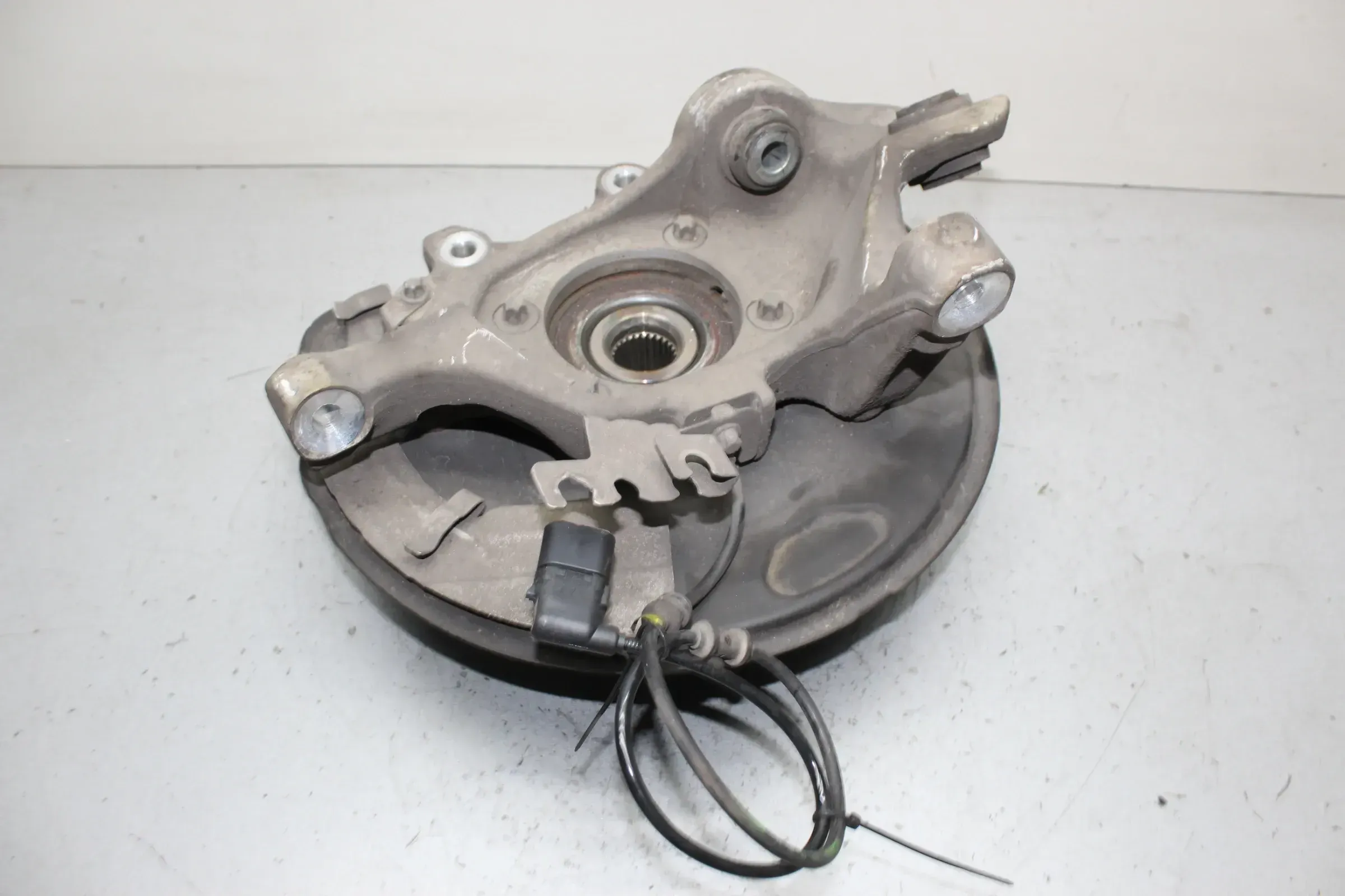 Achsschenkel ABS hinten rechts A2133572600 Mercedes GLC X253 4-Matic Bj.19 - Bild 1