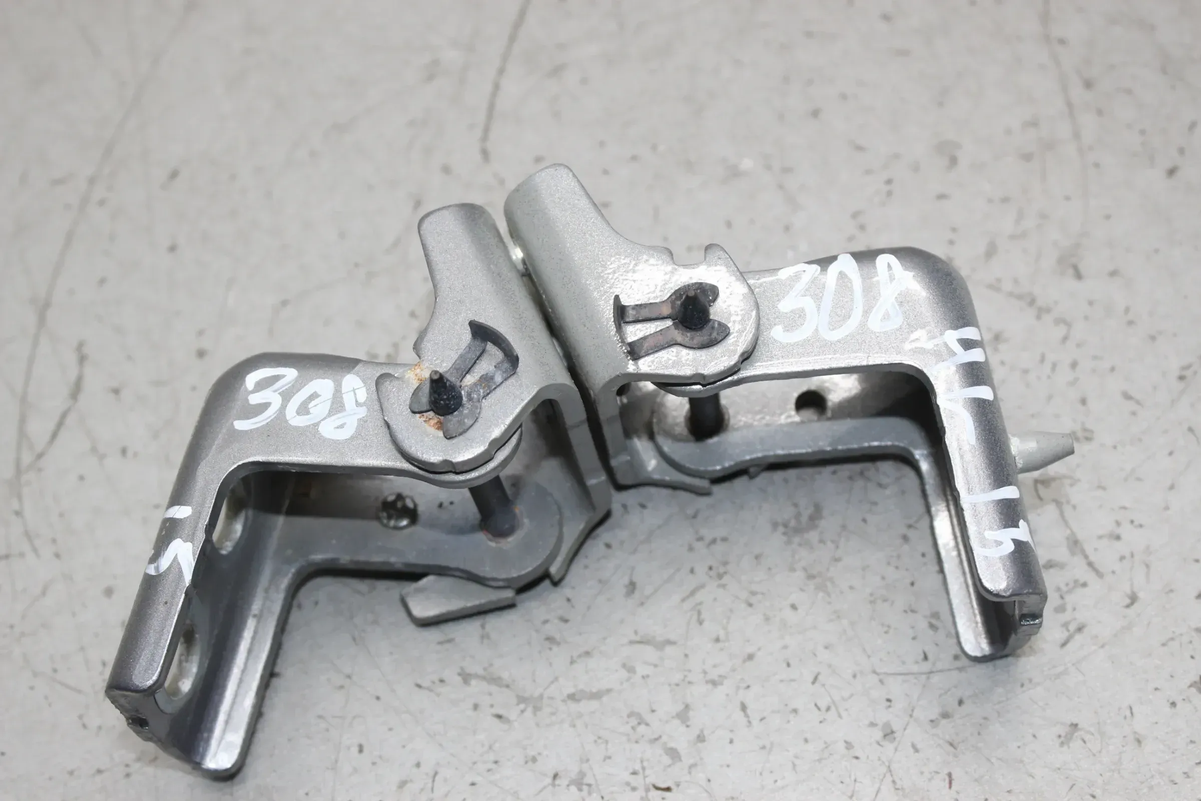 2x Türscharnier Scharnier Tür hinten links oben unten Peugeot 308 II SW Bj.15 - Bild 1