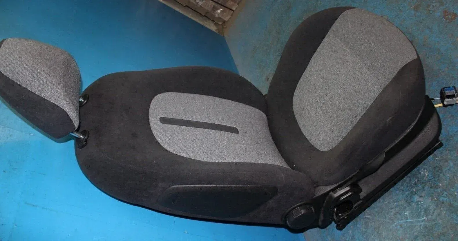Beifahrersitz Sitz mit Modul vorne rechts Fiat Bravo II 198 Bj.08 - Bild 1