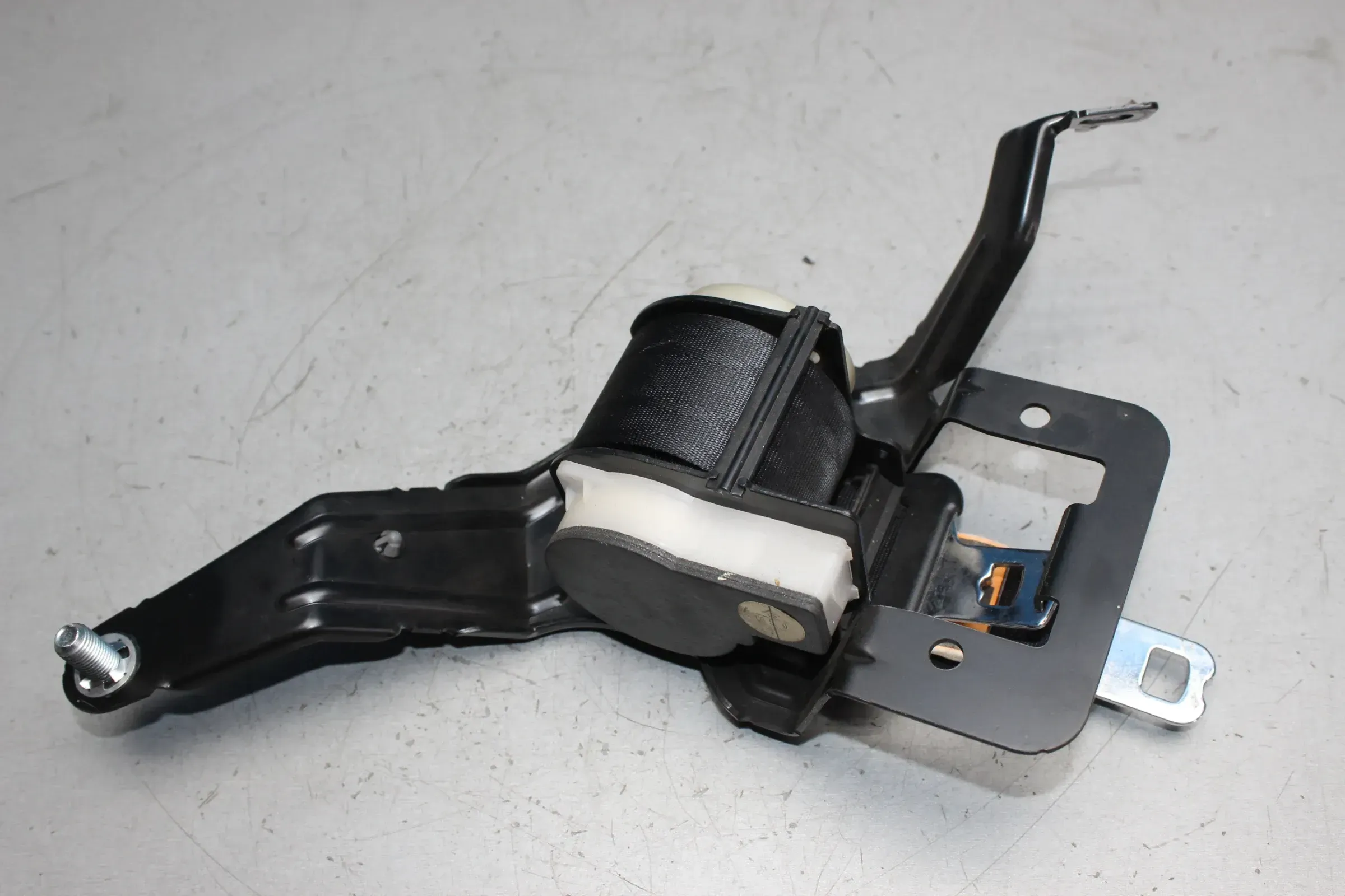 Sicherheitsgurt Gurt hinten mitte 2-Reihe T0263A Mazda 5 CR19 - Bild 1