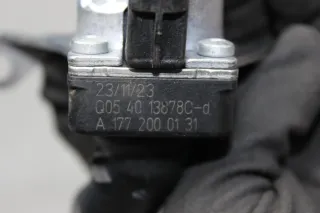 Mercedes Benz W177 W205 Heizungsventil Ventil Abschaltventil A1772000131 - Bild 8