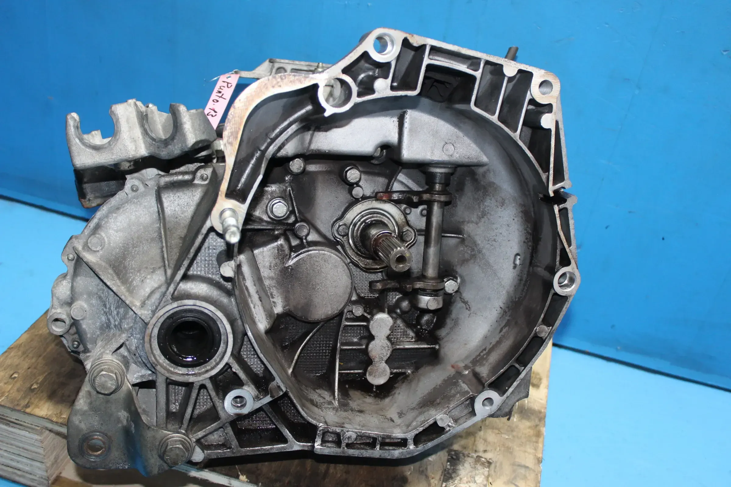 Getriebe 5-Gang Schaltgetriebe 55241803 Fiat Punto 199 1.3 D Bj.13 - Bild 1