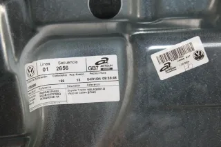 VW Polo IV 9N Bj.03 Beifahrertür Tür vorne rechts grün met - Bild 9