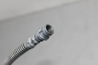 Bremsleitung Bremsschlauch vorne links 9J1611707F Porsche Taycan Y1A - Bild 6