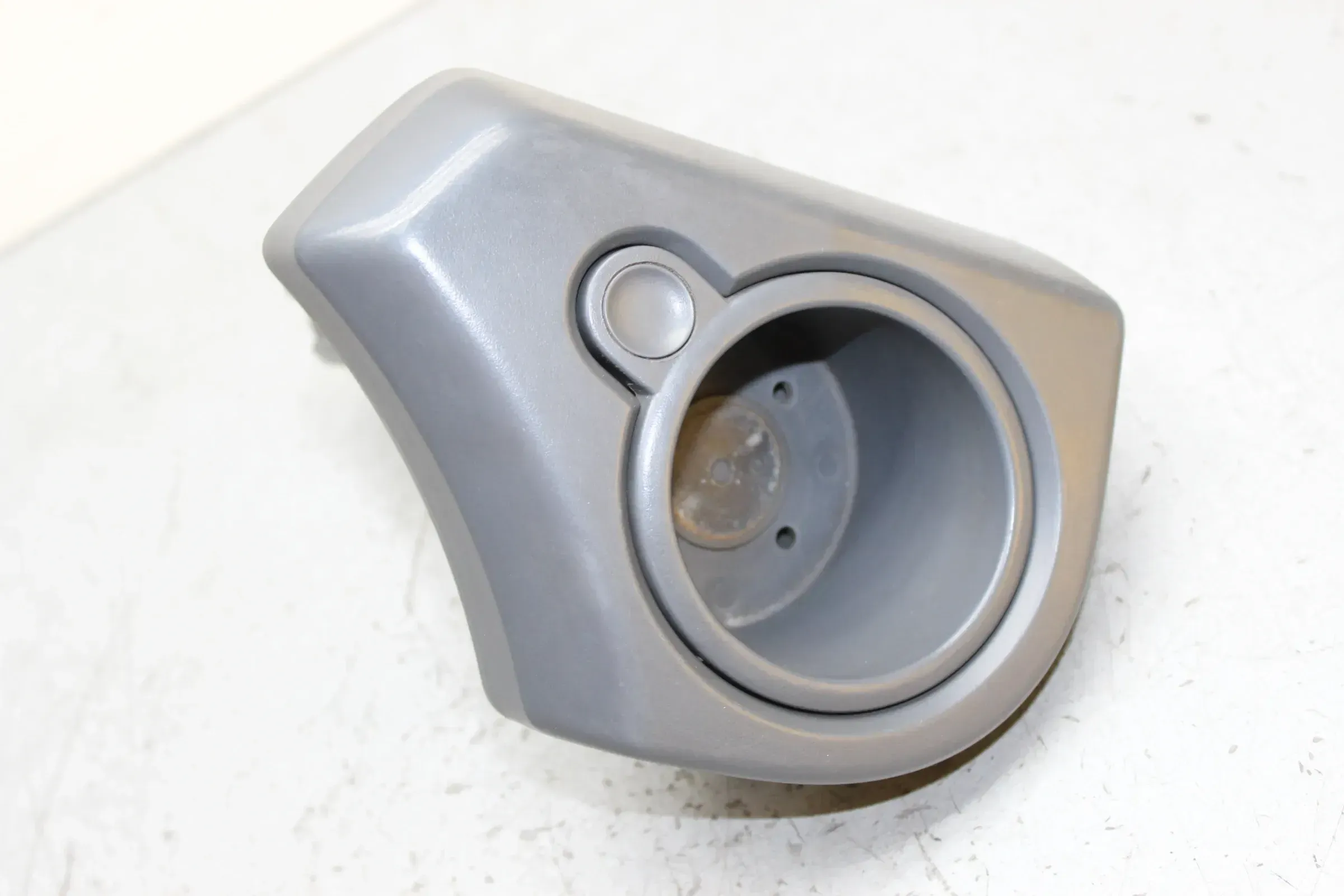 Becherhalter Getränkehalter vorne 77930-09010 SsangYong Kyron Bj.06 - Bild 1