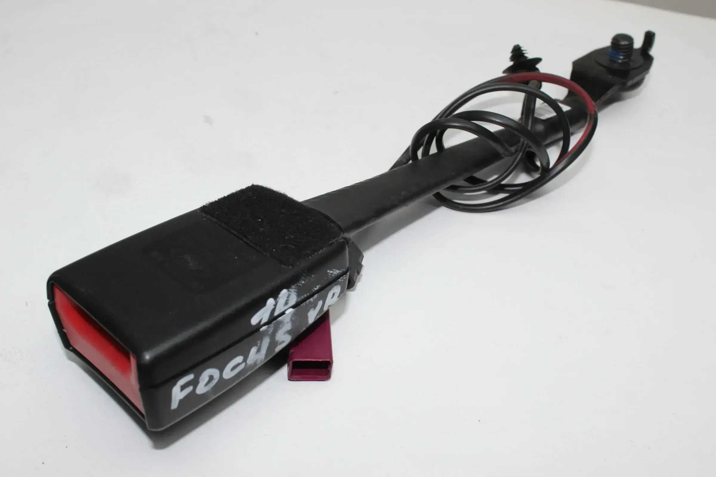 Gurtschloss Gurt vorne rechts BM5161208ABW Ford Focus III DYB Bj.14 - Bild 1