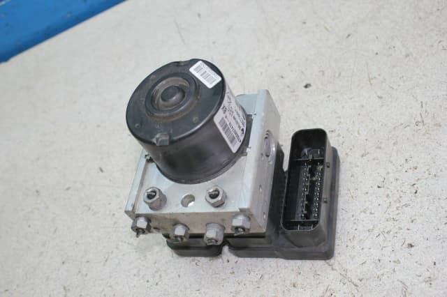 Article R943