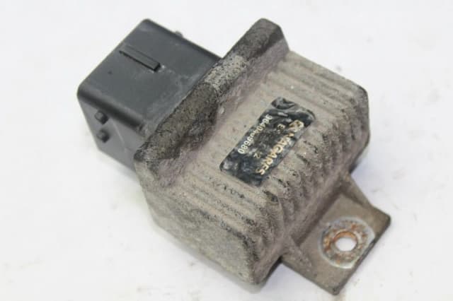 Article Q6NZ