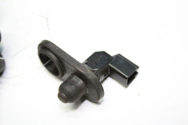 Article K696